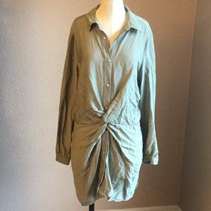 Green long sleeve dress